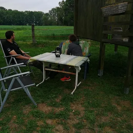 Gartenhutte 팜스테이 Bünde
